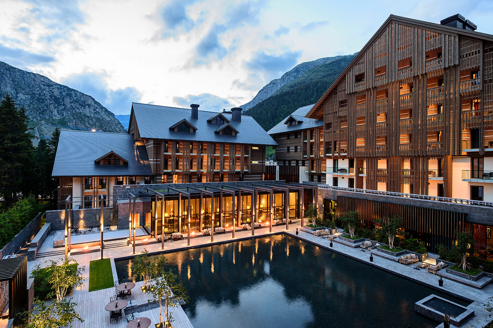 HOTELS